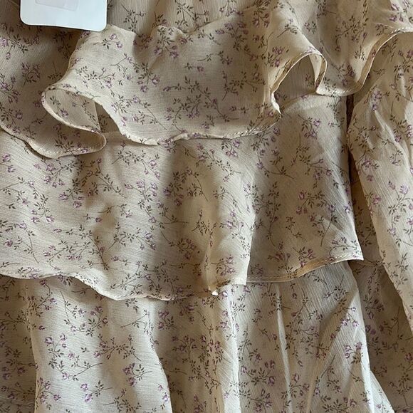 Floral Ruffle Blouse - Cream - Picture 4 of 6
